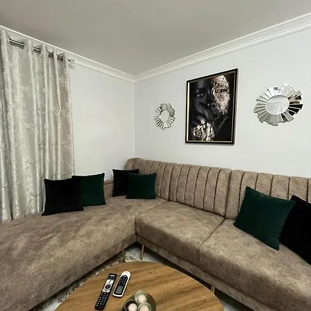 Luxury Lejlighed Golem (Tirana)