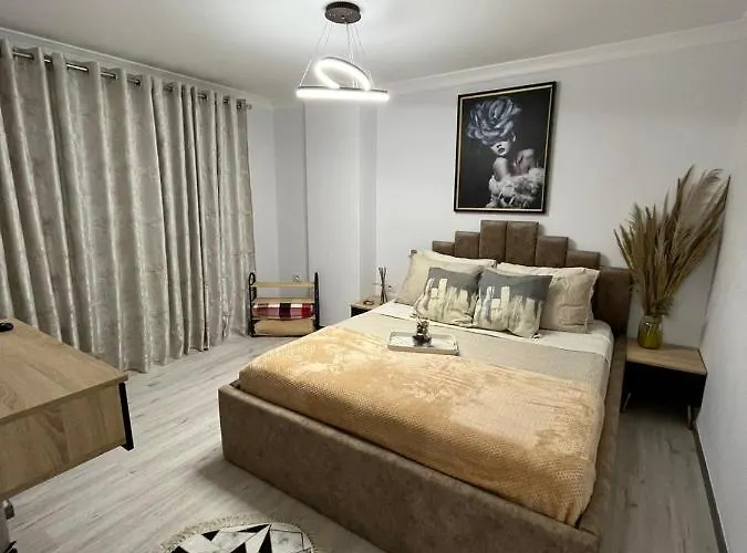 Apartment Luxury Golem (Tirana)